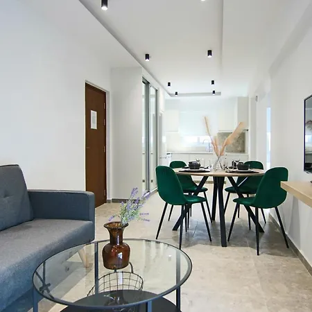 Phaedrus Living: Seaside Luxury Flat Lighthouse 69 Paphos