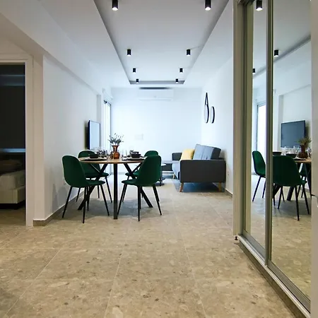 Phaedrus Living: Seaside Luxury Flat Lighthouse 69 Apartment *