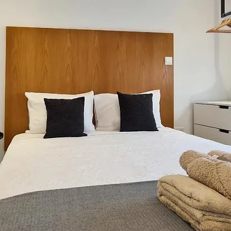Phaedrus Living: Seaside Luxury Flat Lighthouse 69 * Paphos
